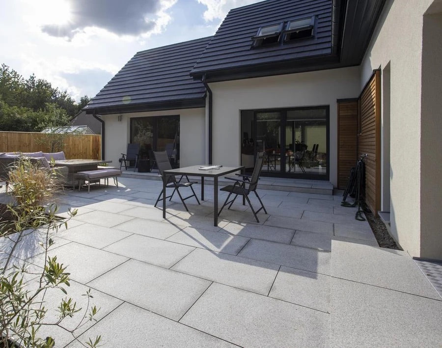 Silver Grey G603 Granite Outdoor Paving Slabs Flamed 900mm