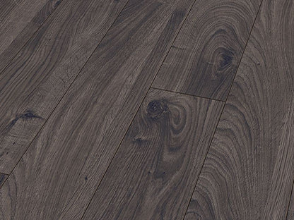 Mammut long plank Everest Oak laminate flooring AC5 - detail
