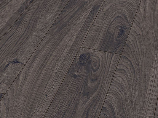 Mammut long plank Everest Oak laminate flooring AC5 - detail