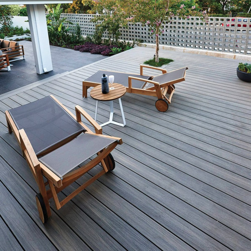 Composite decking Ultra Silver Grey