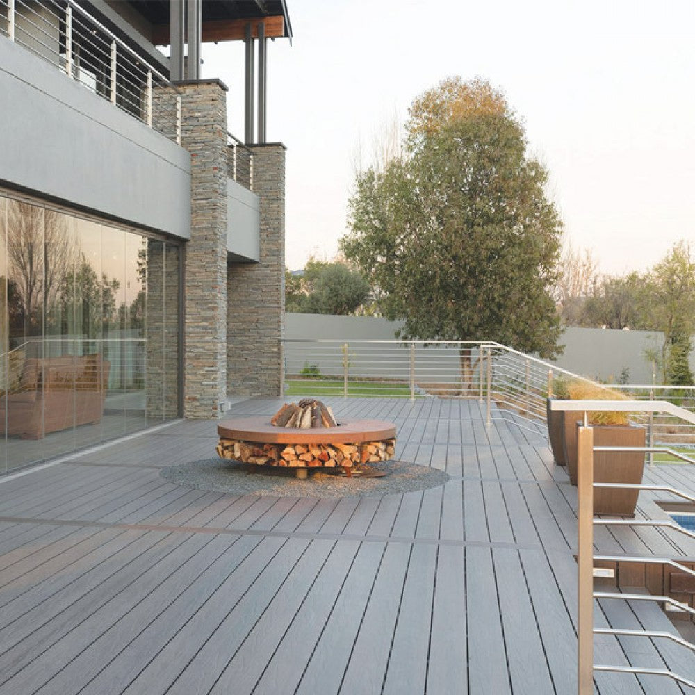 Composite decking Ultra Silver Grey