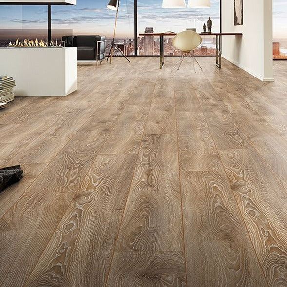 10MM MAMMUT PLUS LP AC5 HIGHLAND OAK BRONZE LAMINATE