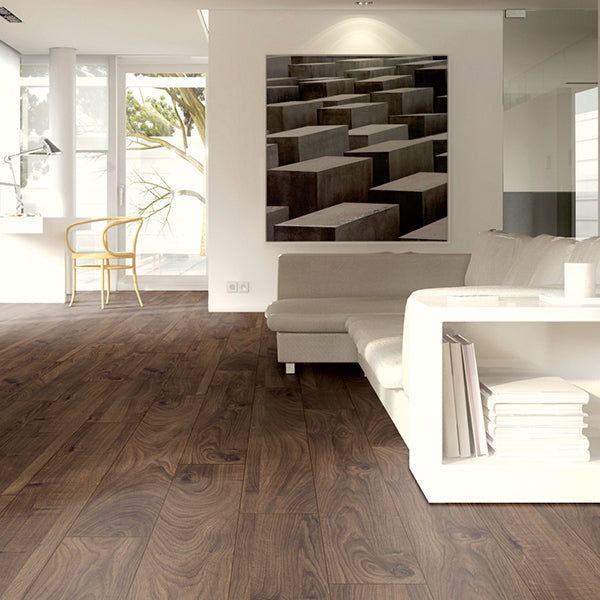 Mammut long plank Everest Oak laminate flooring AC5 - main image