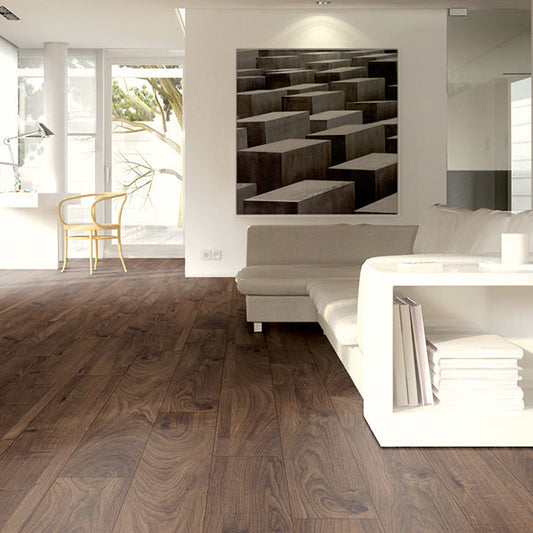 Mammut long plank Everest Oak laminate flooring AC5 - main image