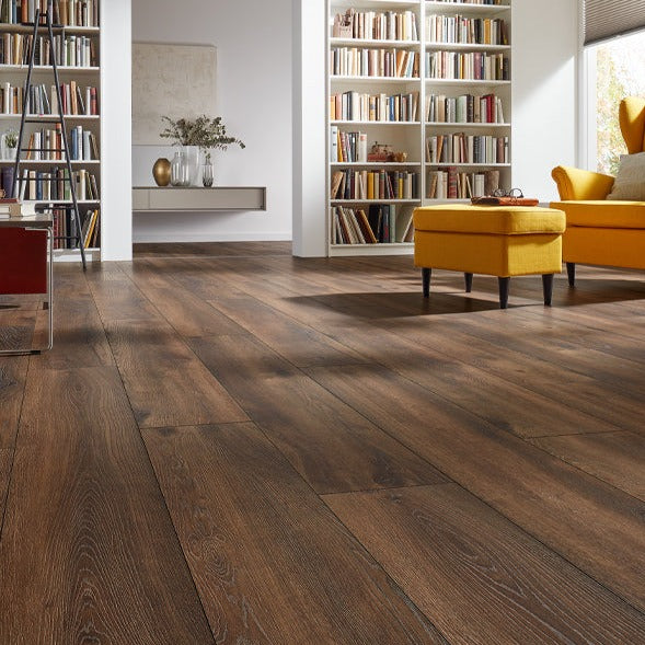 Robusto Plank Premium Oak Brown laminate flooring - main image