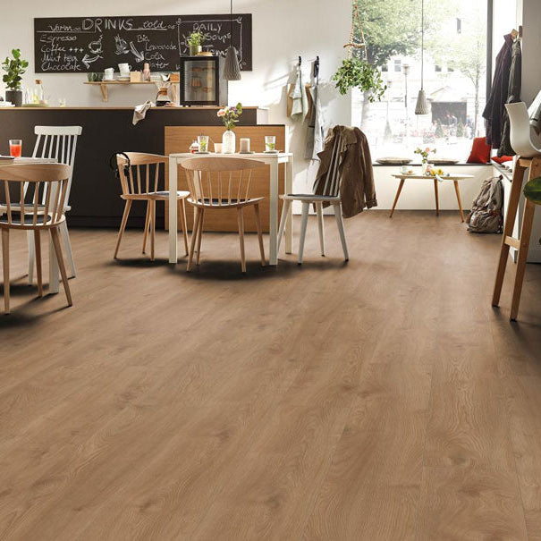 10MM MAMMUT PLUS LP AC5 MACRO OAK GOLD LAMINATE FLOORING