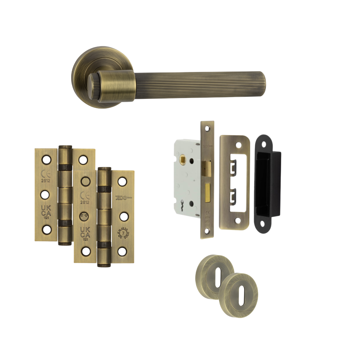Porto antique brass door handle, lock set