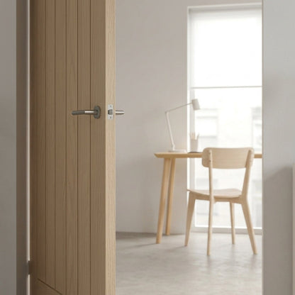 WC3 Cottage Style Whitewashed Oak Internal Door