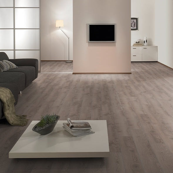 MAMMUT LONG PLANK MOUNTAIN OAK GREY LAMINATE FLOORING AC5