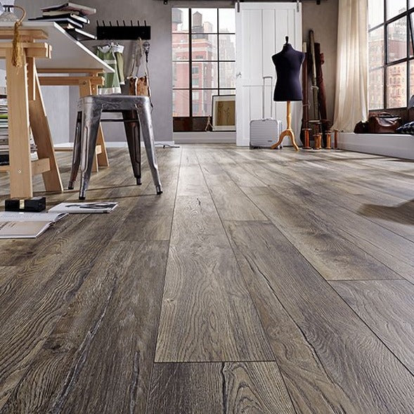 12MM ROBUSTO 4V AC5 HARBOUR OAK GREY EIR LAMINATE FLOORING - BPM SUPPLIES