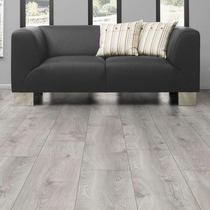 10MM MAMMUT PLUS LP AC5 MACRO OAK WHITE EIR LAMINATE FLOORING