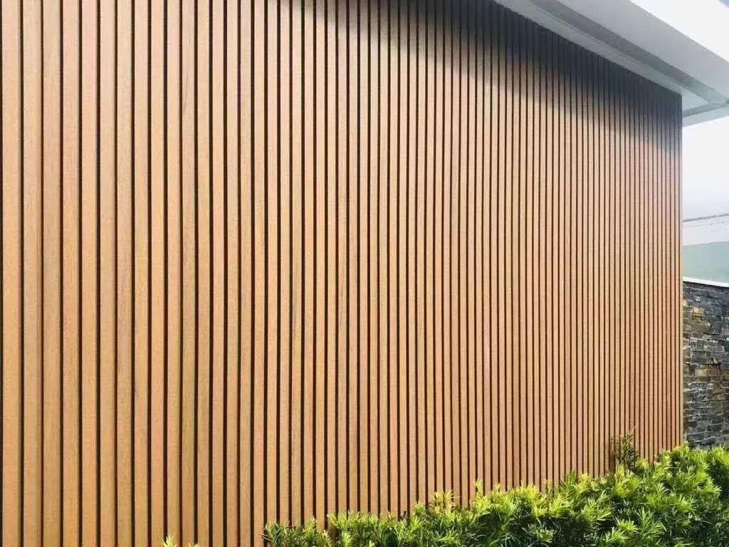 Composite Slatted Cladding Oak